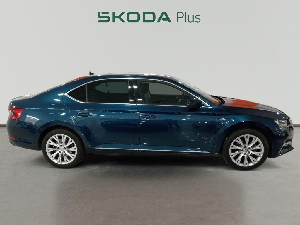 Skoda Superb 1.4 TSI iV P-HEV L&K DSG 160 kW (218 CV) - 2