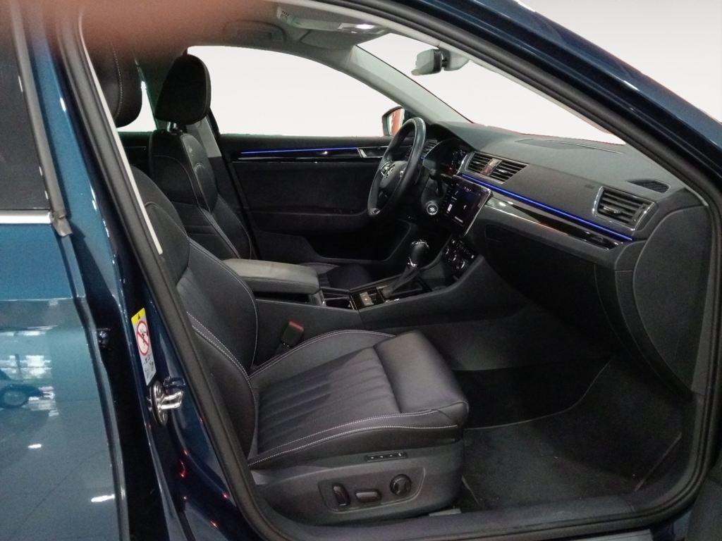 Skoda Superb 1.4 TSI iV P-HEV L&K DSG 160 kW (218 CV) - 4