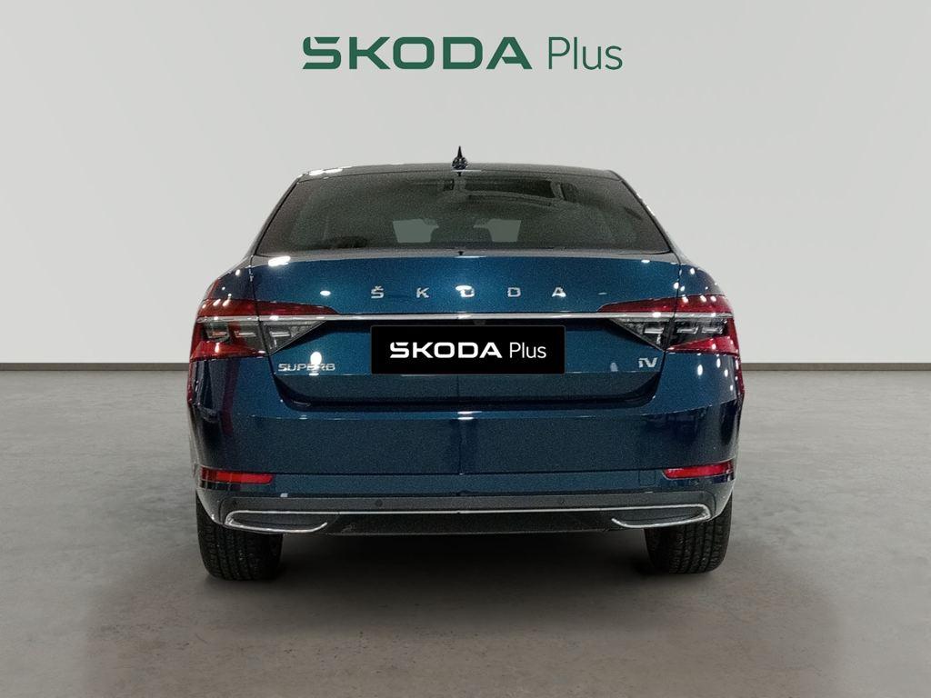 Skoda Superb 1.4 TSI iV P-HEV L&K DSG 160 kW (218 CV) - 10