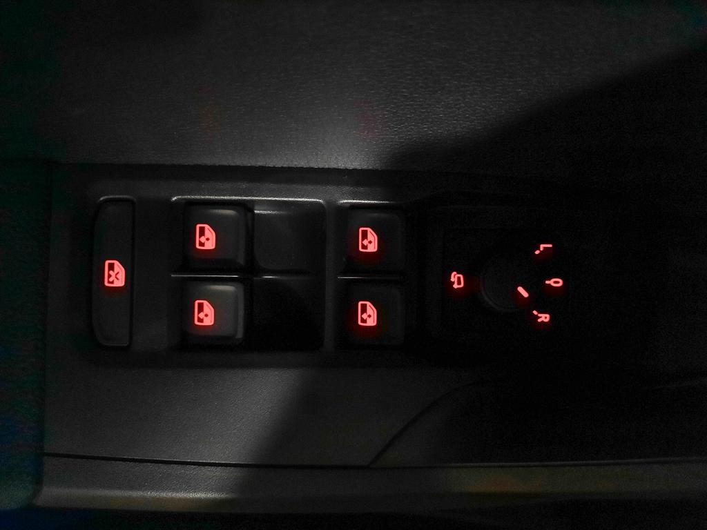 SEAT Arona 1.0 TSI Style XM 81 kW (110 CV) - 11