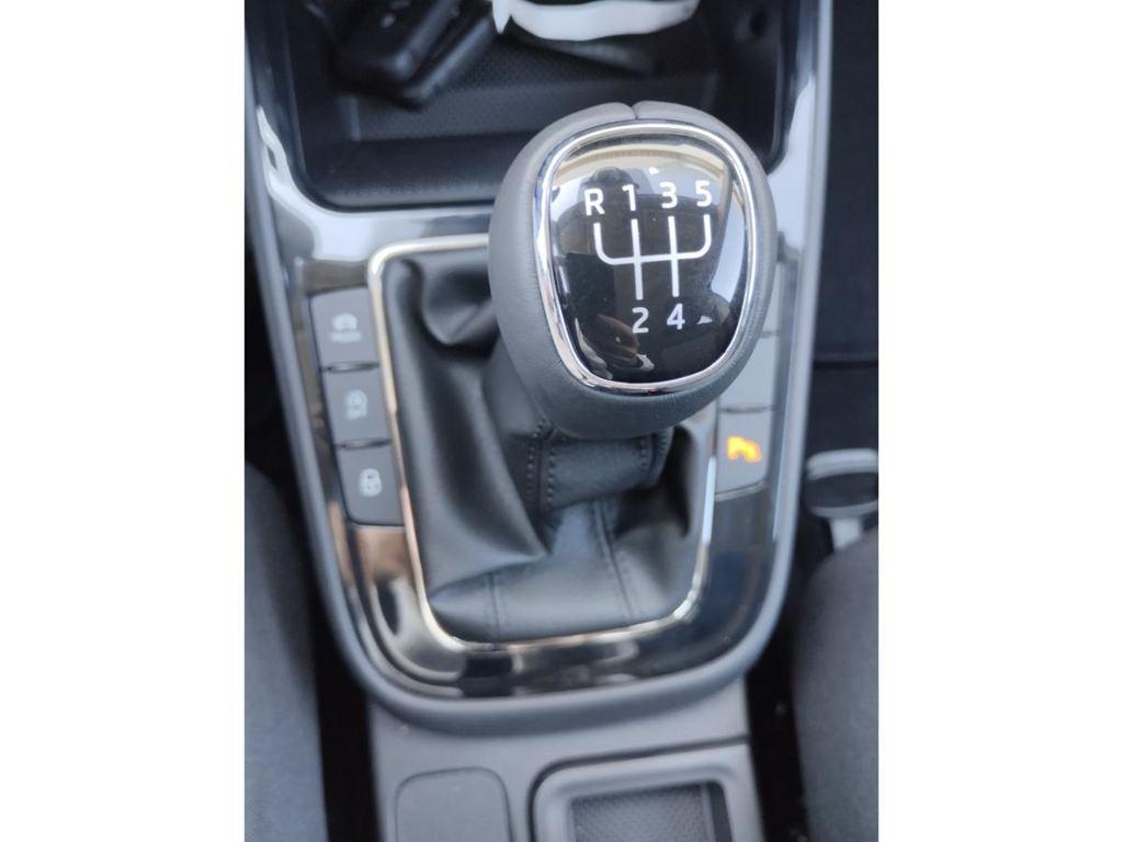 Skoda Fabia 1.0 TSI Selection 70 kW (95 CV) - 13