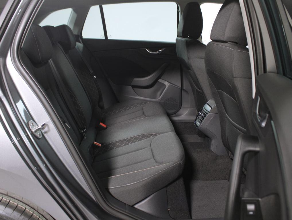 Skoda Scala 1.0 TSI Selection 70 kW (95 CV) - 5