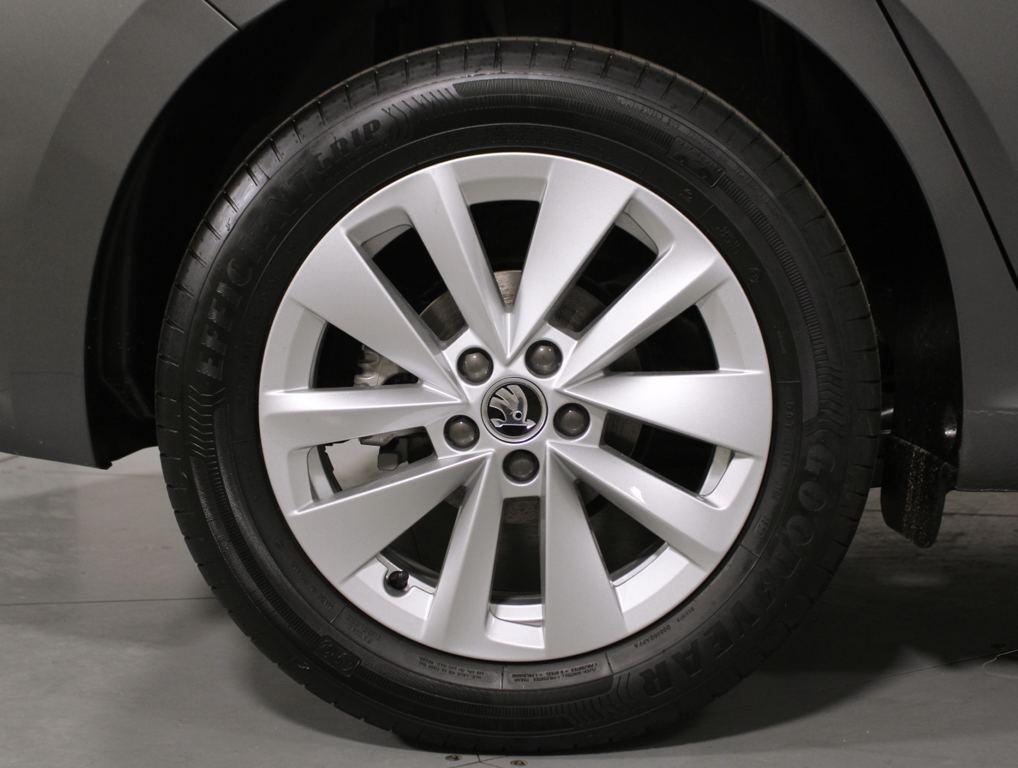 Skoda Scala 1.0 TSI Selection 70 kW (95 CV) - 7