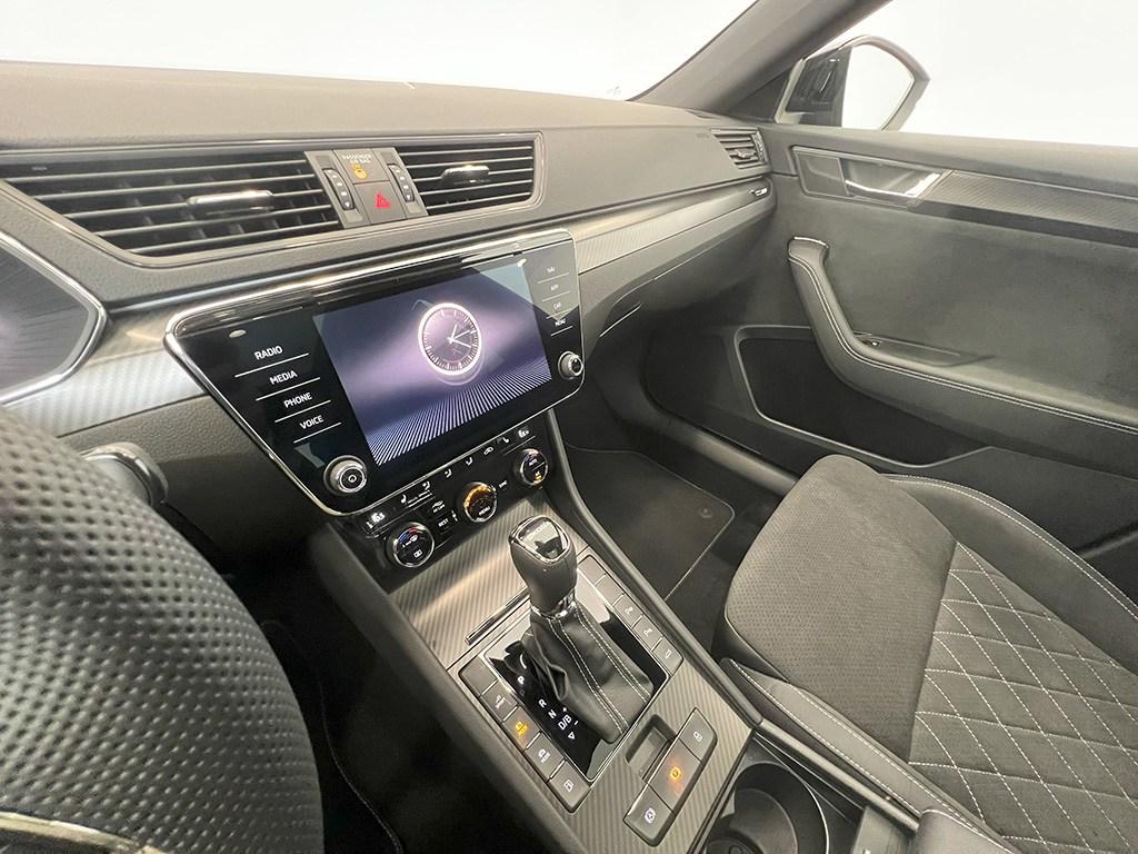 Skoda Superb Combi 1.4 TSI iV P-HEV SportLine DSG 160 kW (218 CV) - 18