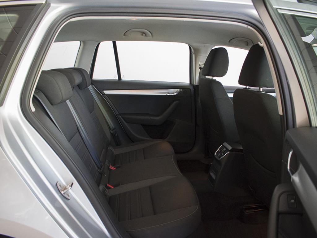 Skoda Octavia Combi 1.6 TDI Ambition 85 kW (115 CV) - 5