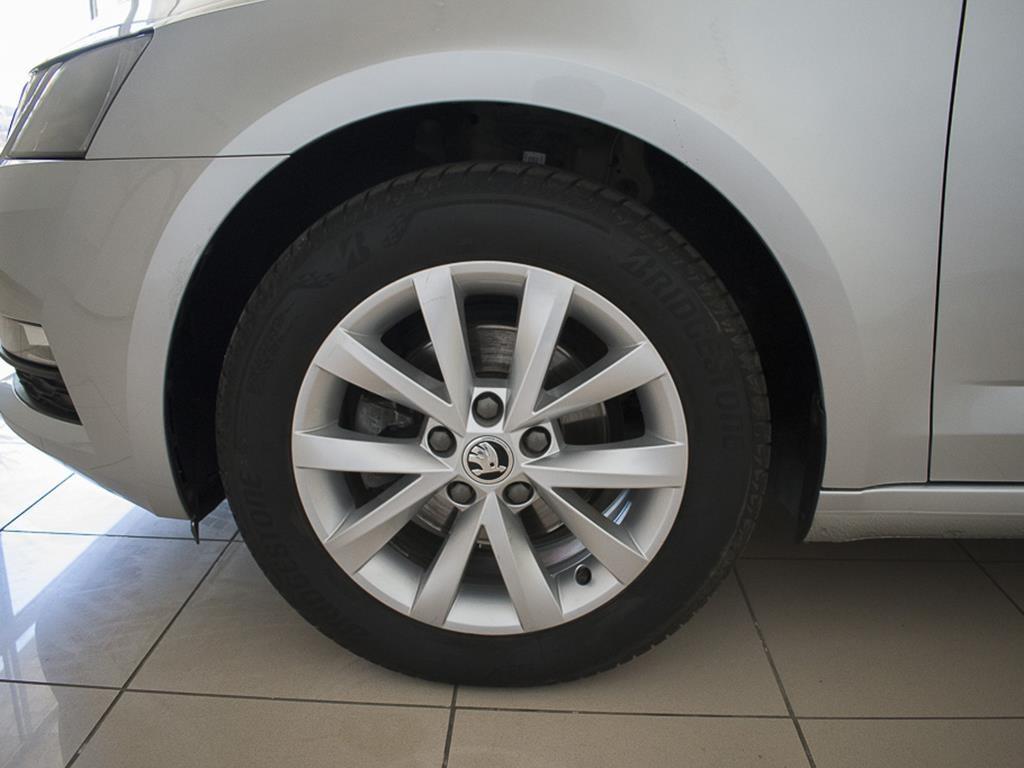 Skoda Octavia Combi 1.6 TDI Ambition 85 kW (115 CV) - 7
