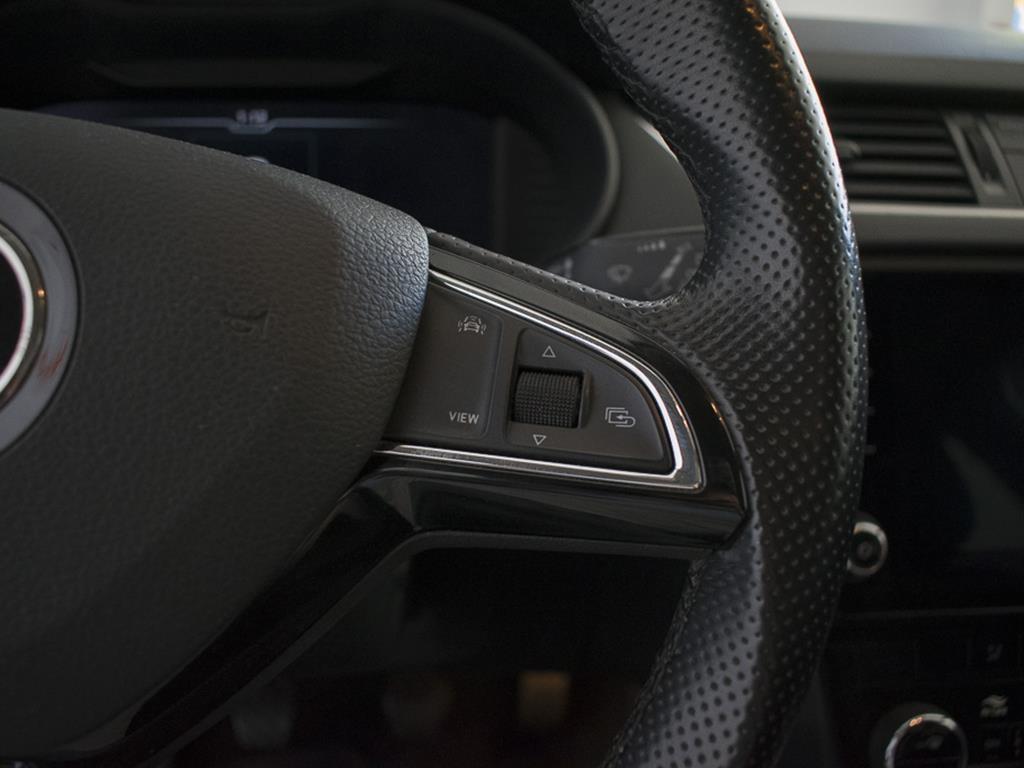 Skoda Octavia Combi 1.6 TDI Ambition 85 kW (115 CV) - 8