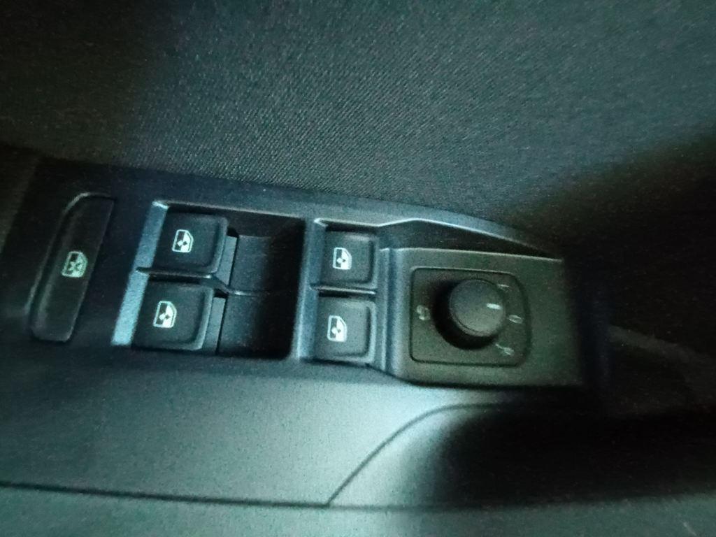 SEAT Ibiza 1.0 TSI S&S FR 40 Aniversario 85 kW (115 CV) - 9