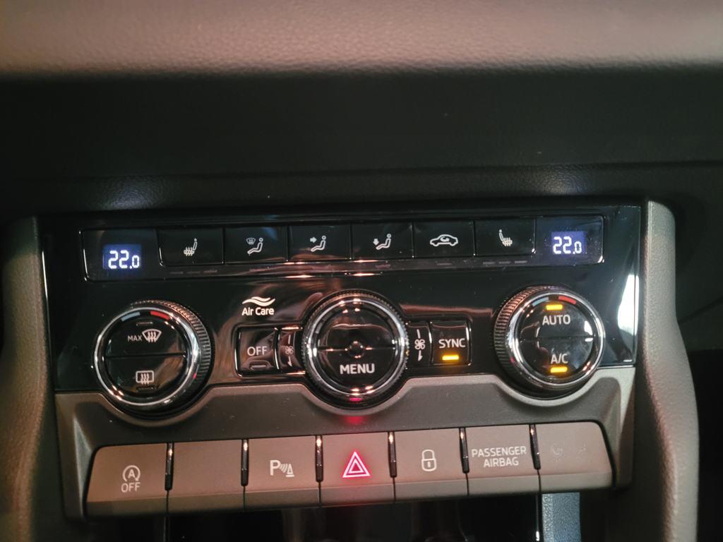 Skoda Karoq 1.0 TSI Ambition 81 kW (110 CV) - 10