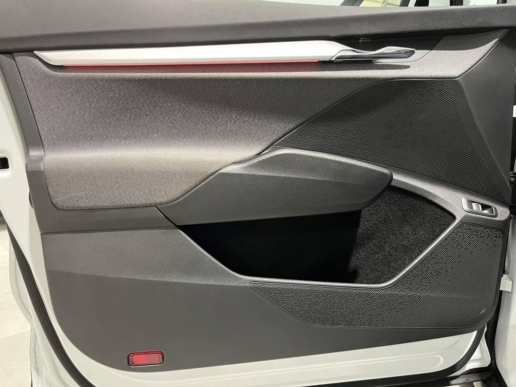 Skoda Enyaq BEV IV 80 150 kW (204 CV) 82kWh - 8