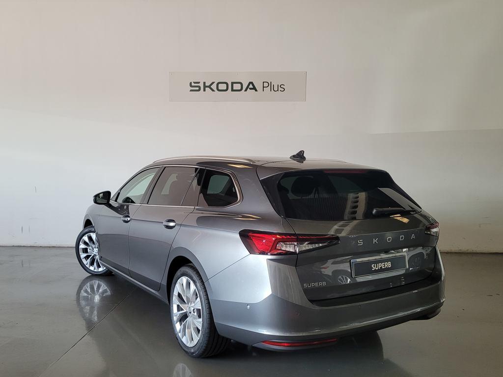 Skoda Superb Combi 1.5 TSI m-HEV Selection DSG 110 kW (150 CV) - 1