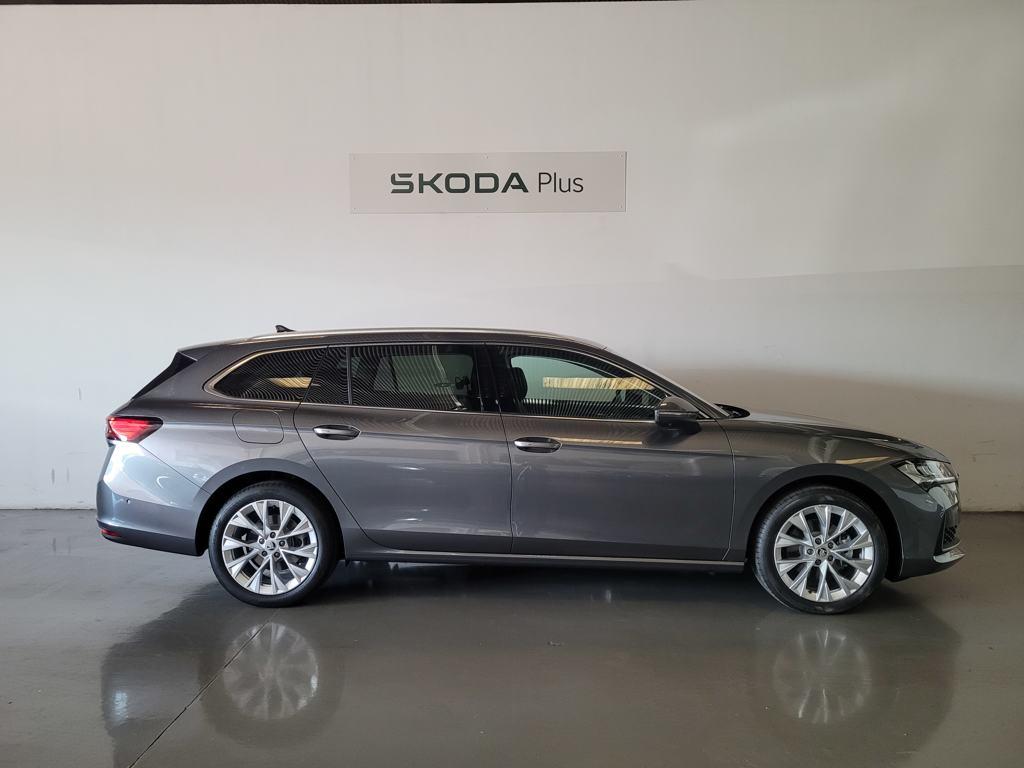 Skoda Superb Combi 1.5 TSI m-HEV Selection DSG 110 kW (150 CV) - 2
