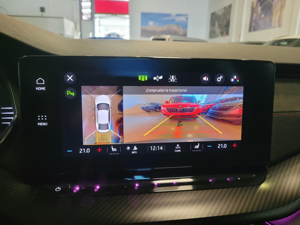 Skoda Superb Combi 1.5 TSI m-HEV Selection DSG 110 kW (150 CV) - 12