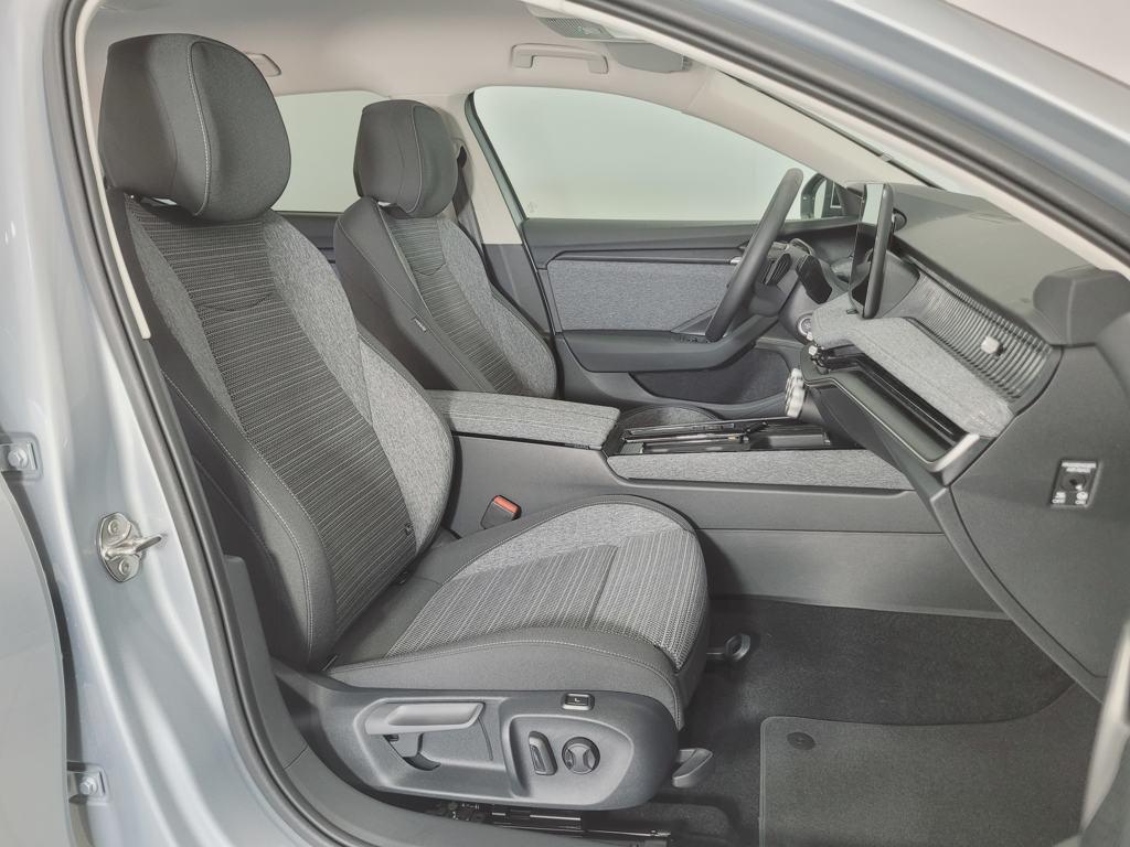 Skoda Superb 2.0 TDI Selection DSG 110 kW (150 CV) - 4