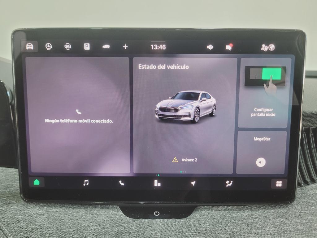 Skoda Superb 2.0 TDI Selection DSG 110 kW (150 CV) - 13