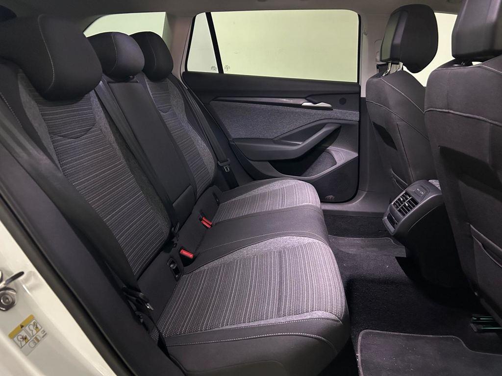 Skoda Superb Combi 1.5 TSI m-HEV Selection DSG 110 kW (150 CV) - 5