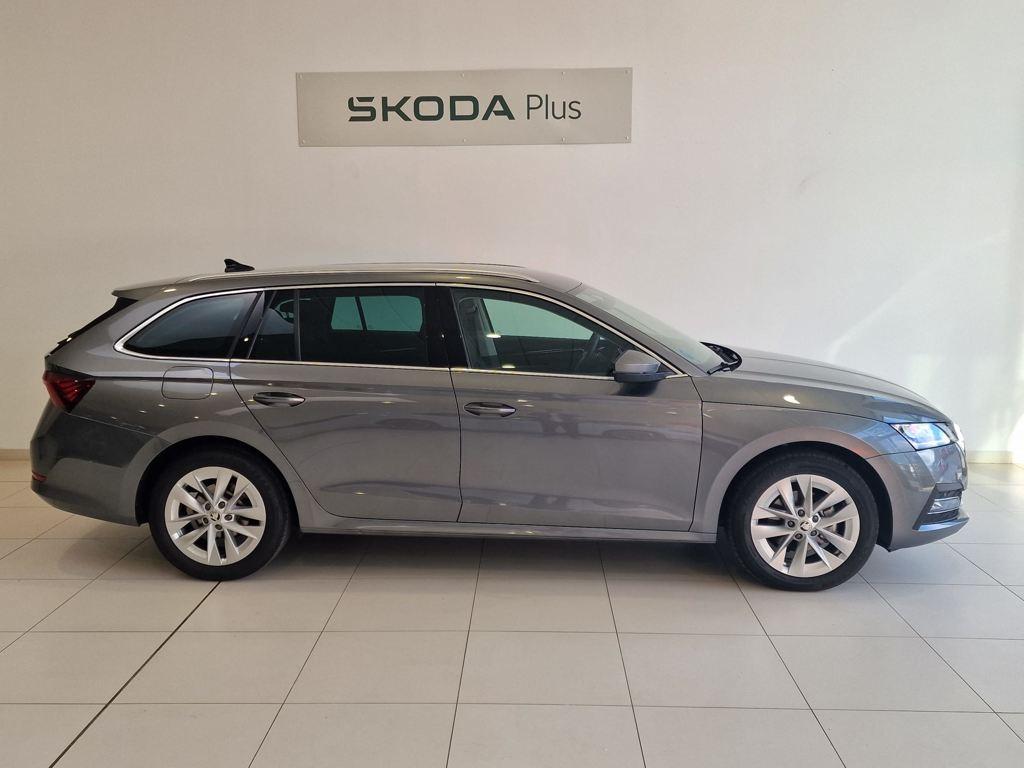 Skoda Octavia Combi 1.0 TSI MHEV Selection DSG 81 kW (110 CV) - 2
