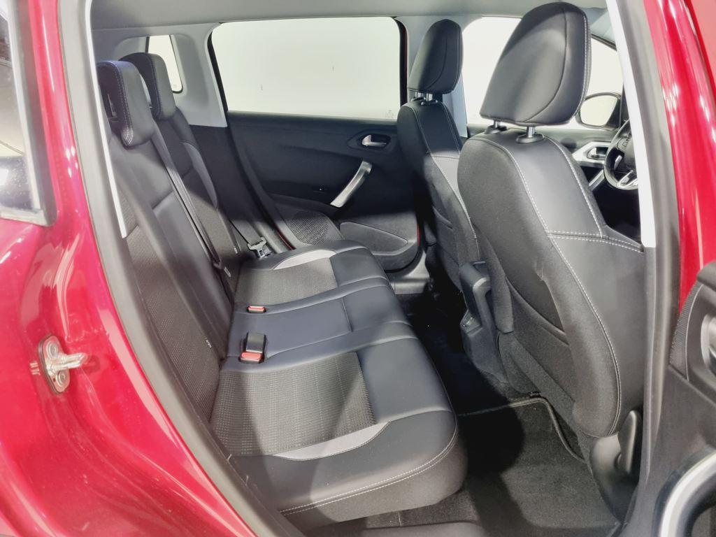 Peugeot 2008 PureTech 130 S&S Allure 96 kW (130 CV) - 5