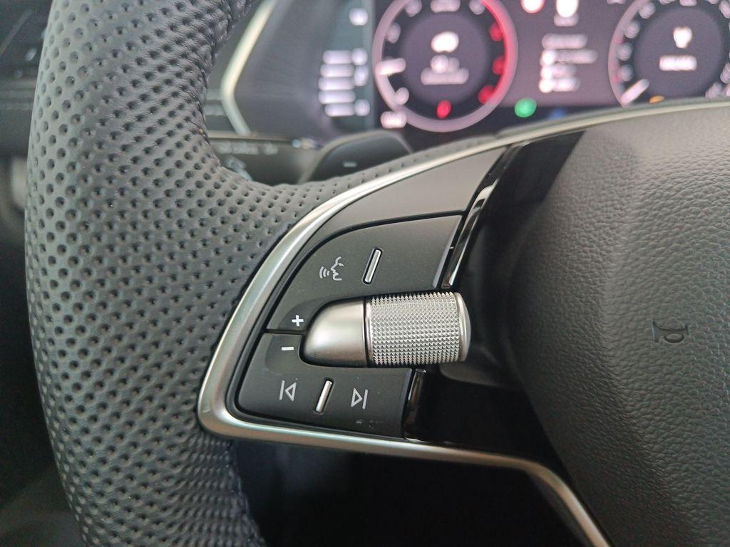 Skoda Octavia Combi 2.0 TDI Design DSG 110 kW (150 CV) - 9