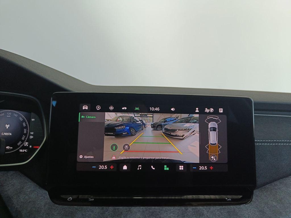 Skoda Octavia Combi 2.0 TDI Design DSG 110 kW (150 CV) - 14