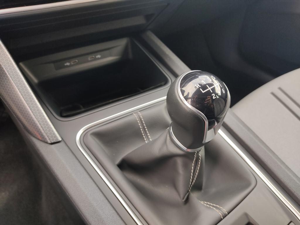 SEAT León 1.0 TSI S&S Style XS 81 kW (110 CV) - 11