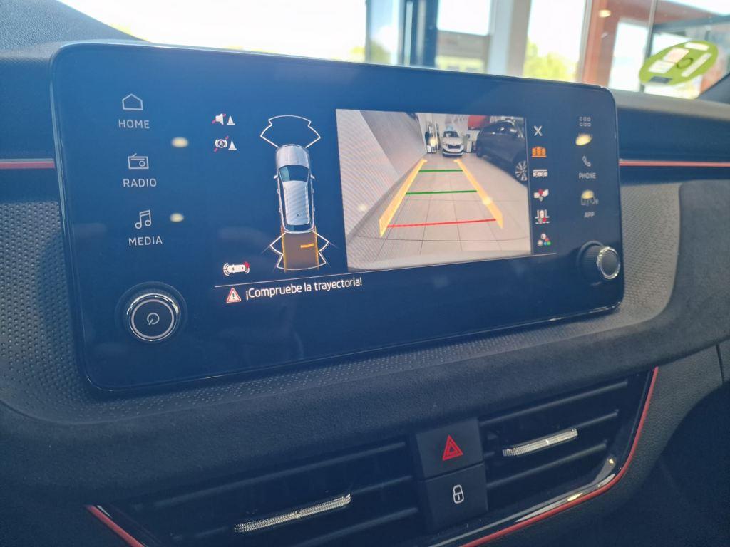 Skoda Kamiq 1.5 TSI Design DSG 110 kW (150 CV) - 12