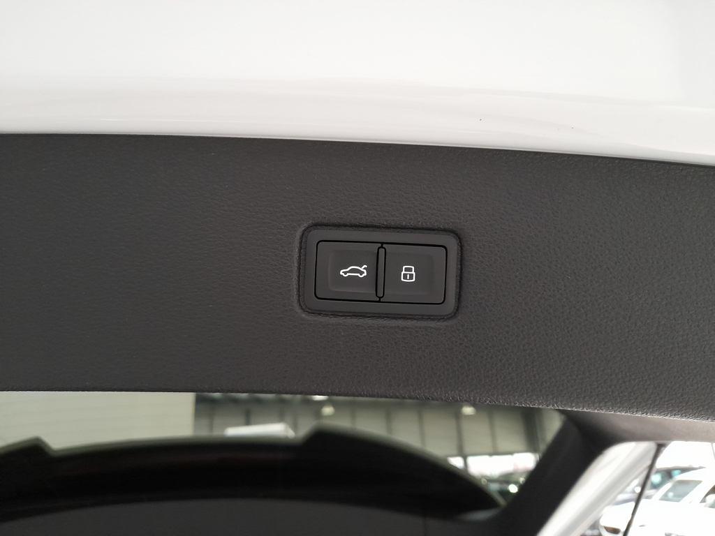 Audi Q7 Black line 50 TDI quattro 210 kW (286 CV) tiptronic - 9