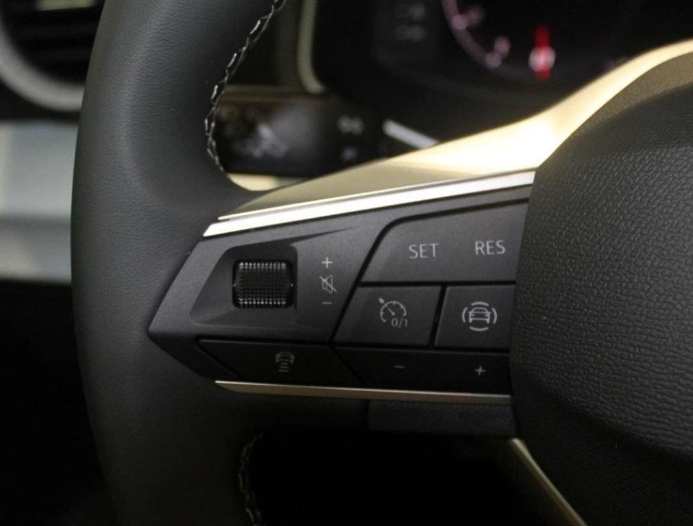 SEAT Arona 1.0 TSI Style XL 85 kW (115 CV) - 8