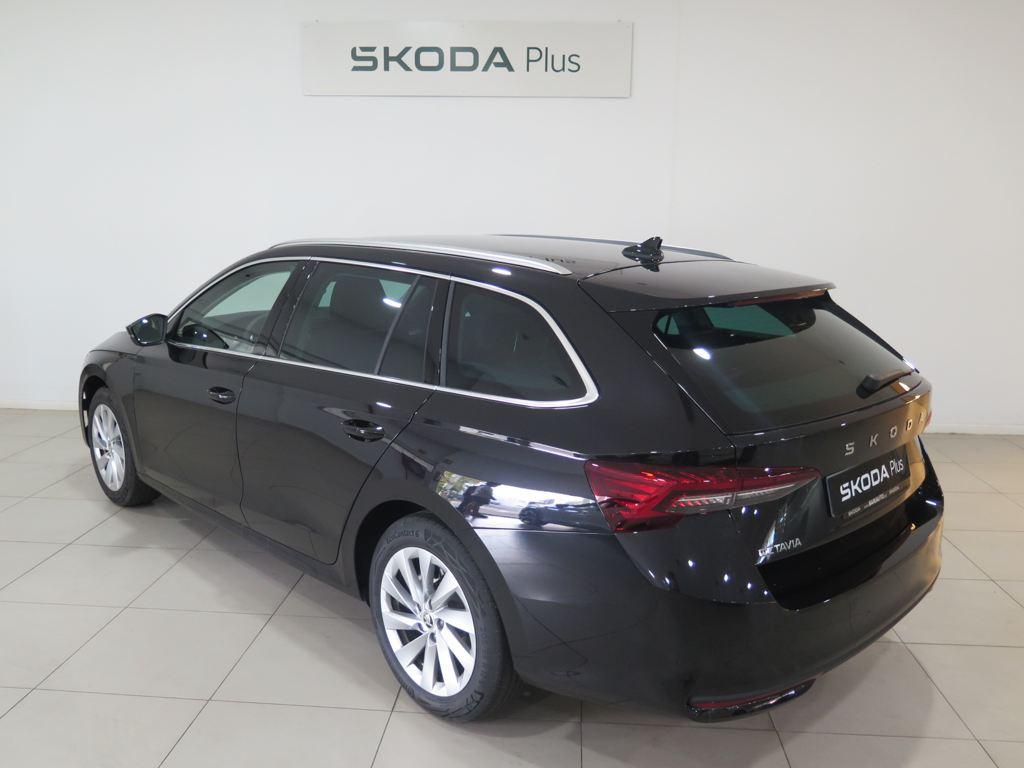 Skoda Octavia Combi 2.0 TDI Selection DSG 110 kW (150 CV) - 1