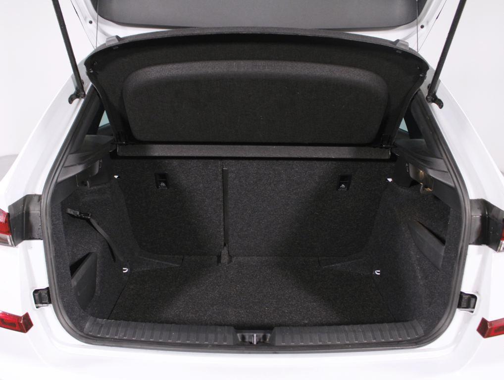 Skoda Kamiq 1.0 TSI Monte Carlo DSG 85 kW (115 CV) - 6