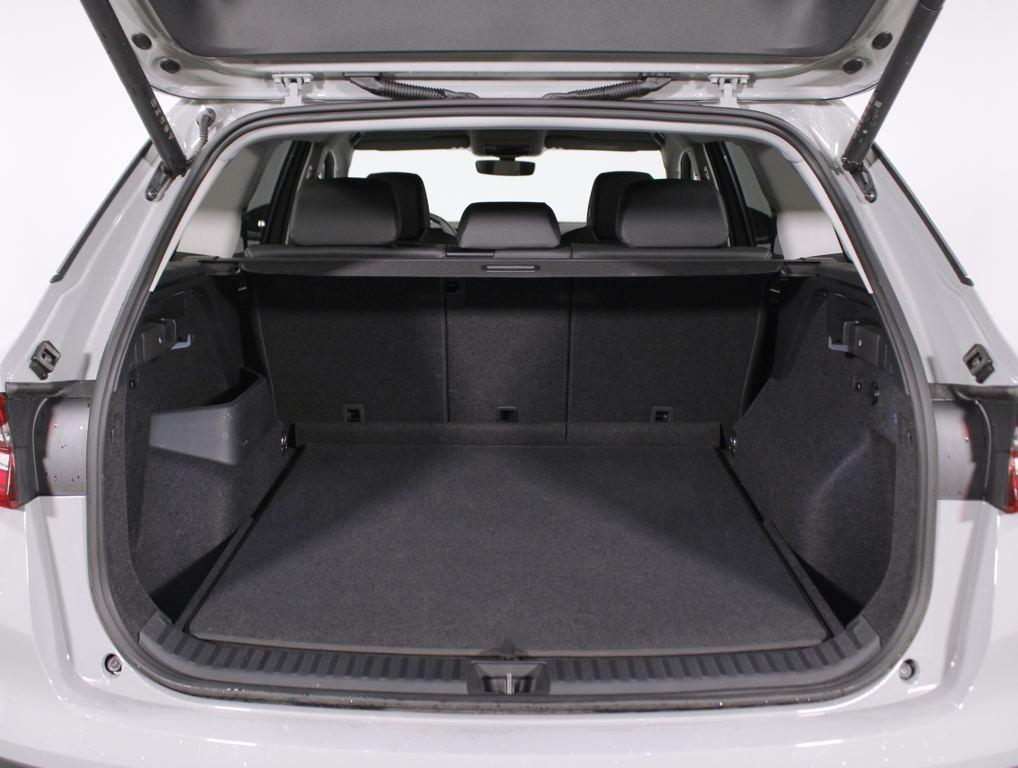 Skoda Kodiaq 2.0 TDI Selection DSG 110 kW (150 CV) - 6