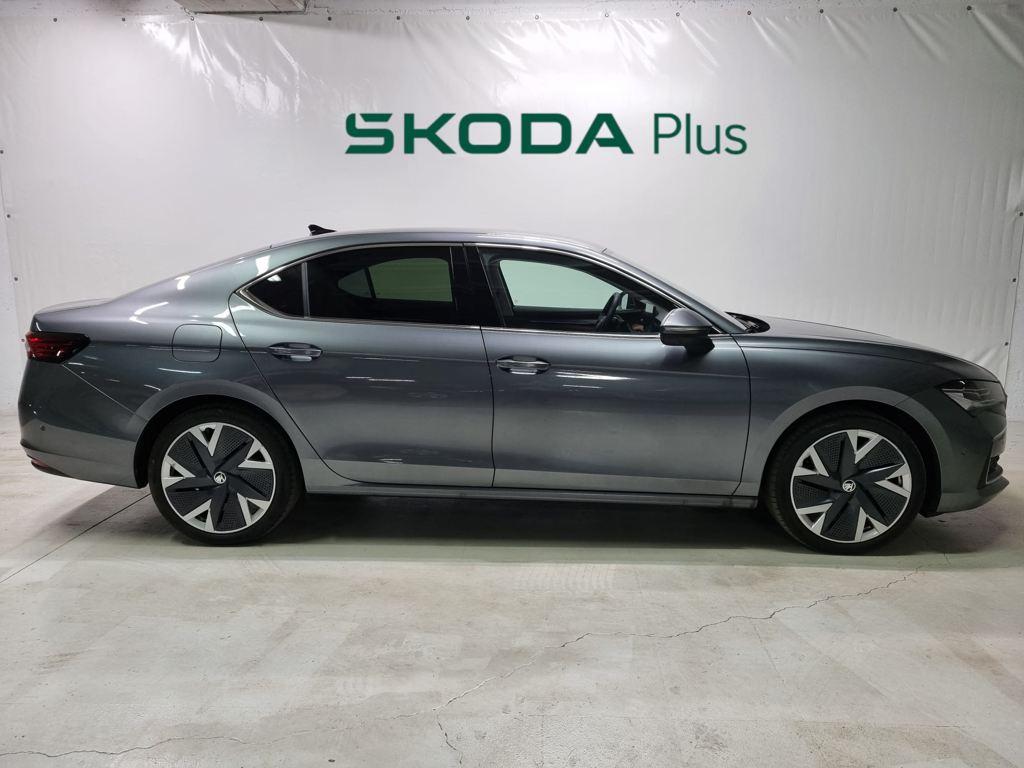 Skoda Superb 1.5 TSI m-HEV Selection DSG 110 kW (150 CV) - 2