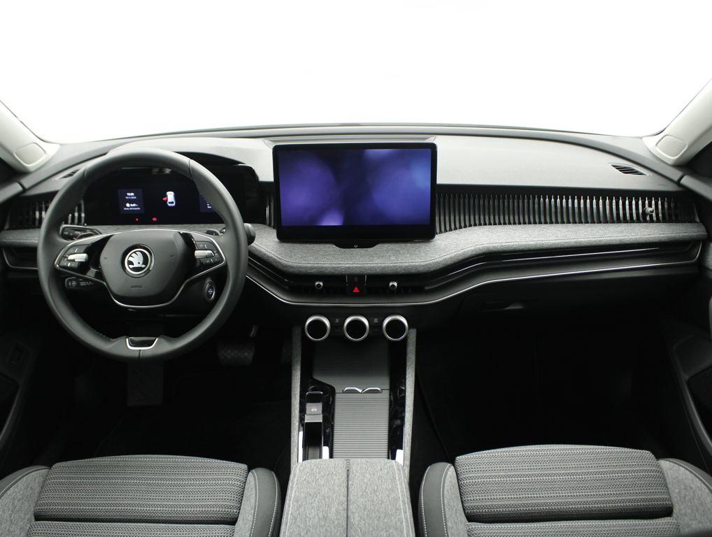 Skoda Superb Combi 1.5 TSI m-HEV Selection DSG 110 kW (150 CV) - 3