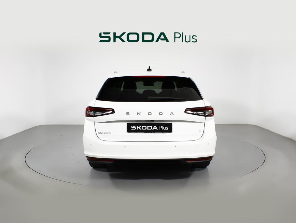 Skoda Superb Combi 1.5 TSI m-HEV Selection DSG 110 kW (150 CV) - 16
