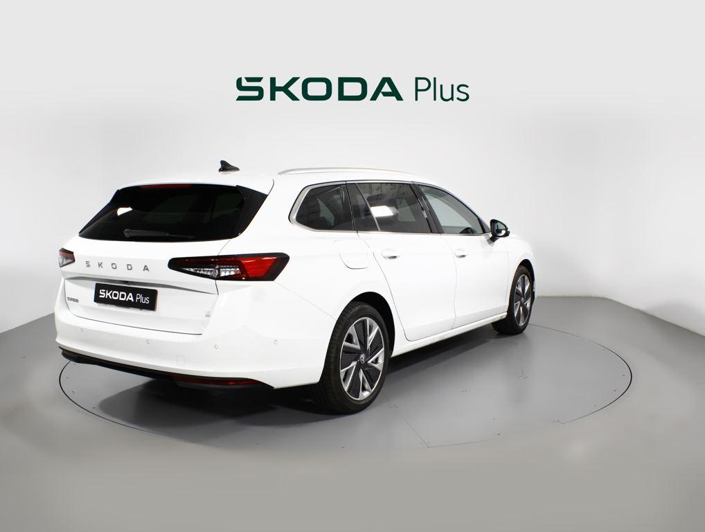 Skoda Superb Combi 1.5 TSI m-HEV Selection DSG 110 kW (150 CV) - 18