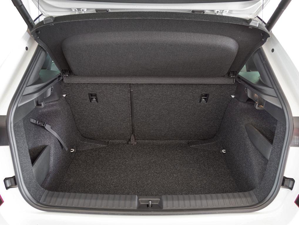 Skoda Kamiq 1.5 TSI Design DSG 110 kW (150 CV) - 6