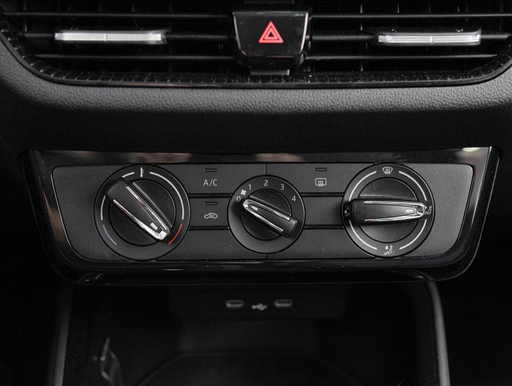 Skoda Fabia 1.0 TSI Selection 70 kW (95 CV) - 10