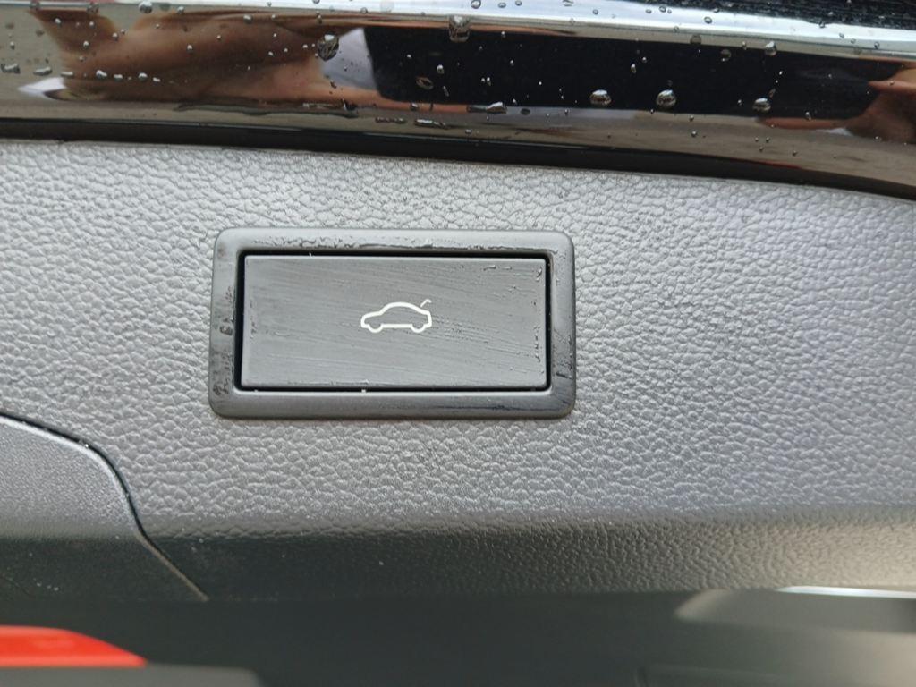 Skoda Superb Combi 2.0 TDI Selection DSG 110 kW (150 CV) - 19