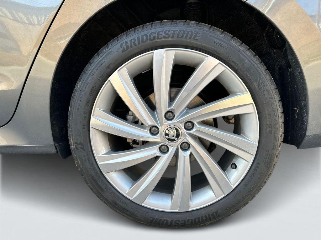 Skoda Octavia 1.4 TSI iV P-HEV Selection DSG 150 kW (204 CV) - 7