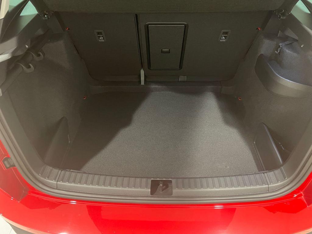 Skoda Karoq 1.5 TSI ACT Design DSG 110 kW (150 CV) - 6