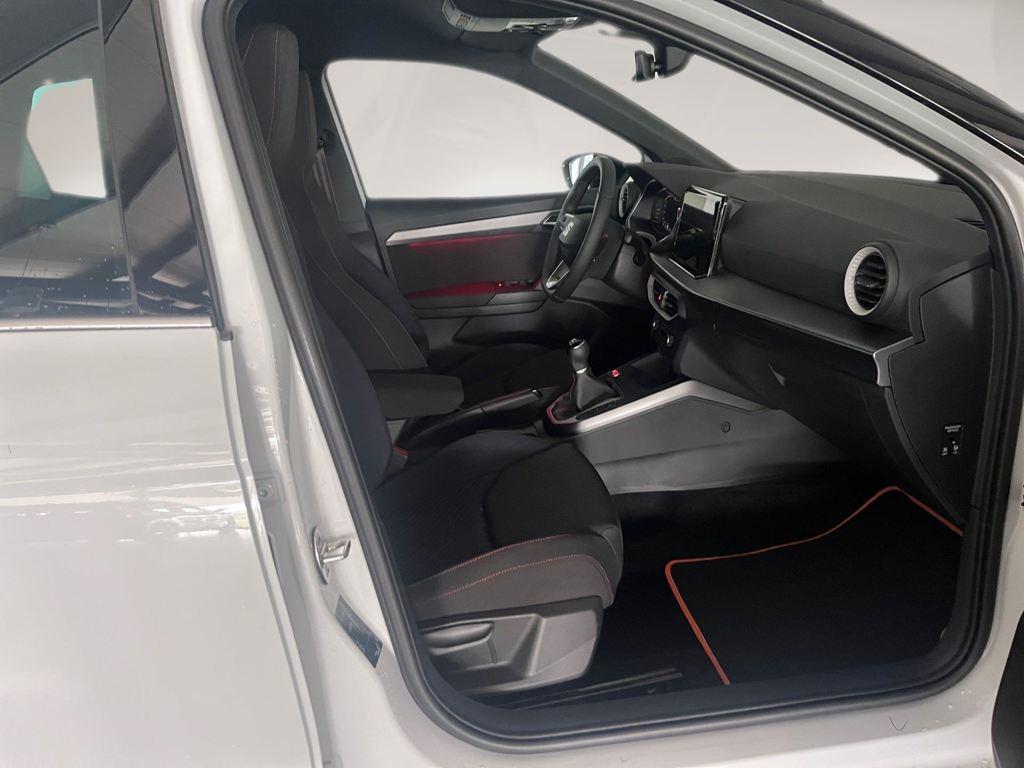 SEAT Arona 1.0 TSI S&S FR Limited Edition 85 kW (115 CV) - 4