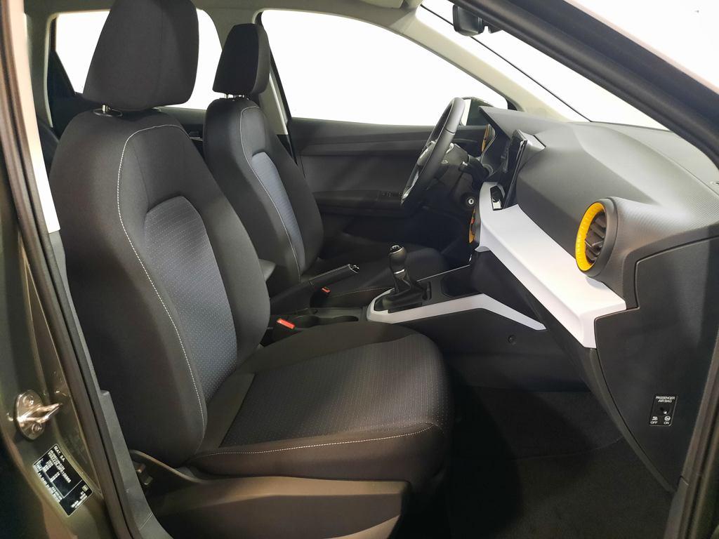 SEAT Arona 1.0 TSI Style XL 81 kW (110 CV) - 4