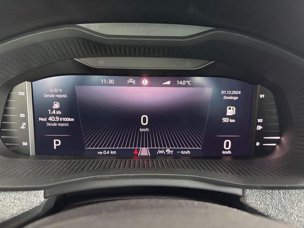 Skoda Kamiq 1.0 TSI Selection DSG 85 kW (115 CV) - 9