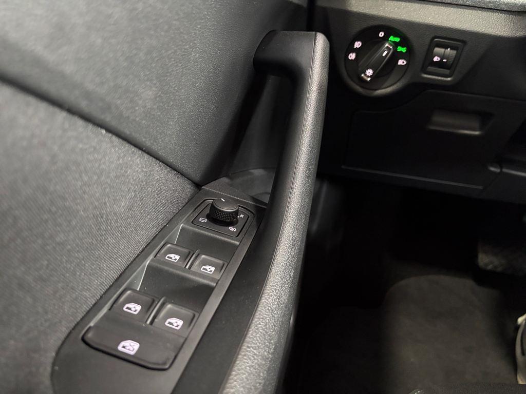 Skoda Kamiq 1.0 TSI Selection DSG 85 kW (115 CV) - 13