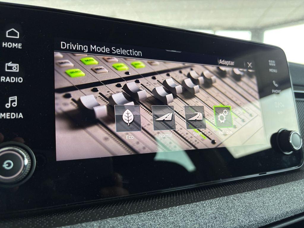 Skoda Kamiq 1.0 TSI Selection DSG 85 kW (115 CV) - 17