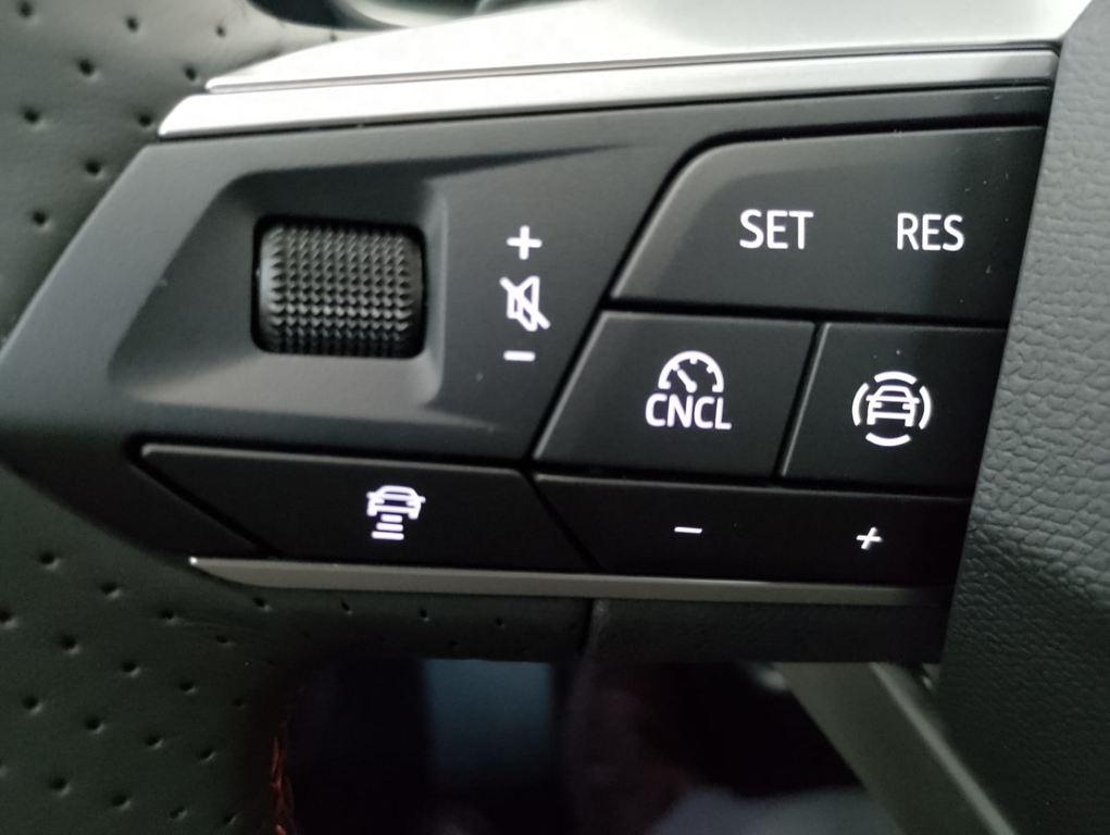 SEAT Leon ST 1.5 eTSI S&S FR Special Edition DSG 110 kW (150 CV) - 10