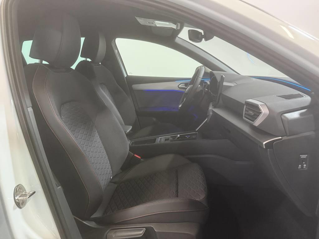 SEAT León 1.5 eTSI S&S FR Special Edition Vision DSG 110 kW (150 CV) - 4