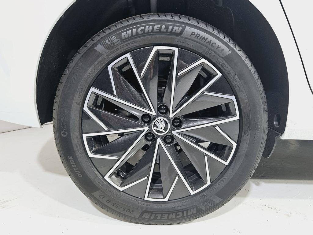 Skoda Kamiq 1.0 TSI Selection 85 kW (115 CV) - 7