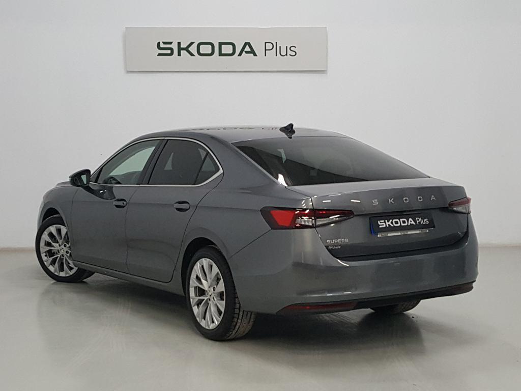 Skoda Superb 2.0 TDI Selection DSG 110 kW (150 CV) - 1
