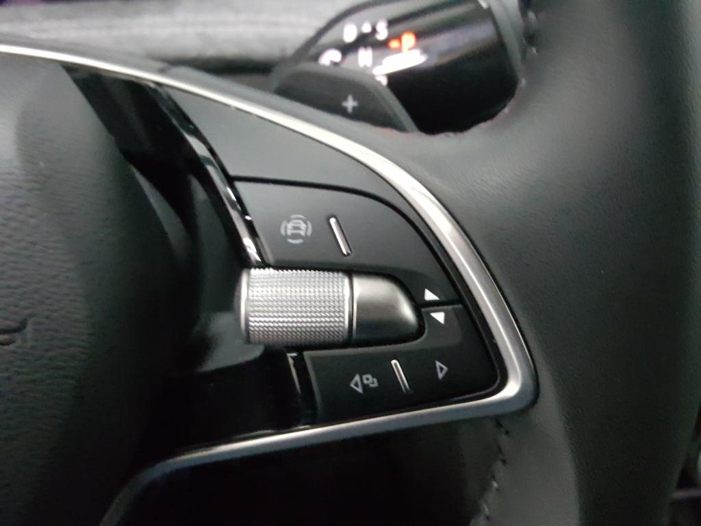 Skoda Superb 2.0 TDI Selection DSG 110 kW (150 CV) - 11